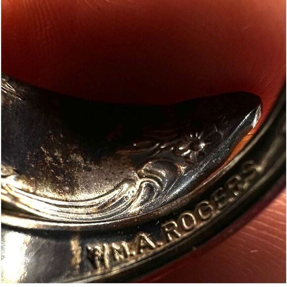 Oneida William Rogers Silver tone  adjustable spoon ring - Picture 4 of 10